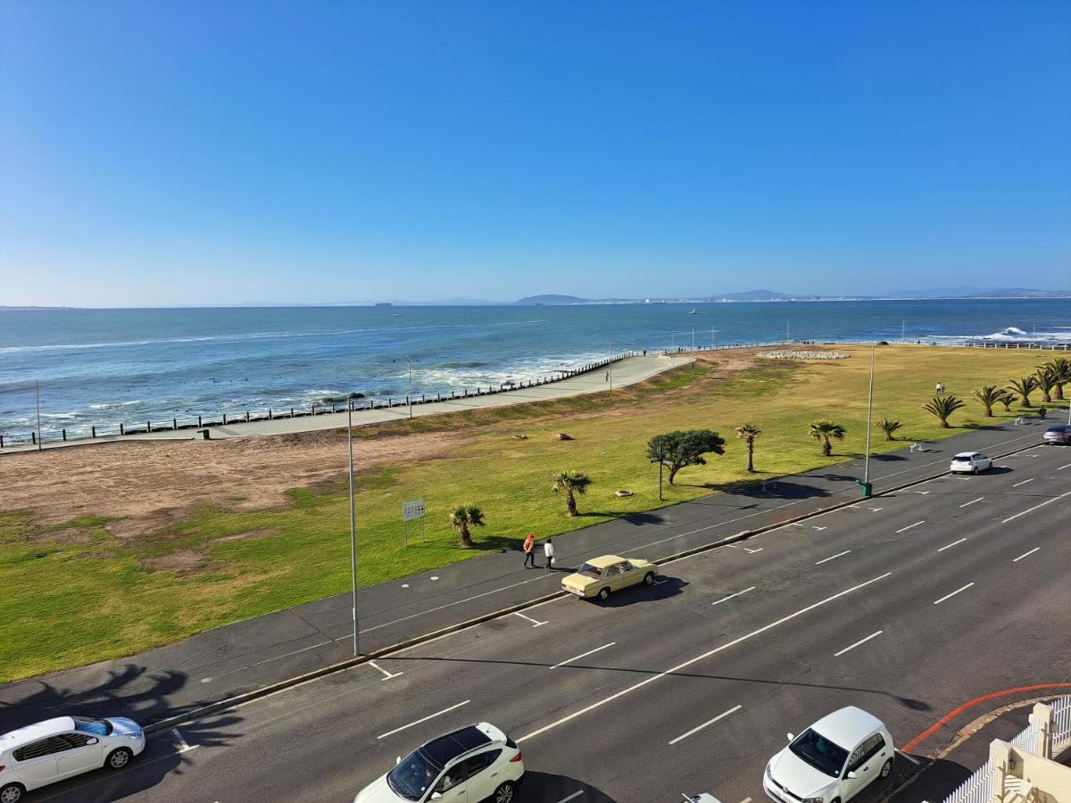 3 Bedroom Sea Facing Family Apartment Cape Town Moullie Point Exteriér fotografie